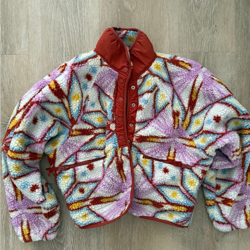 Free people fleece
Size small
Great condition 
No flaws
